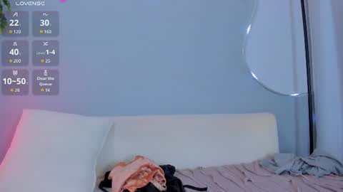Sophie online show from 07.30.26