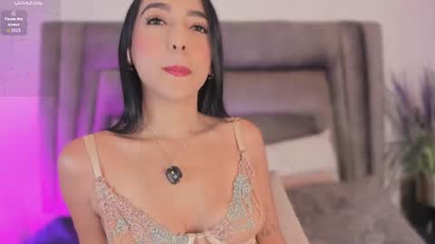 Sophie  online show from 06.15.26