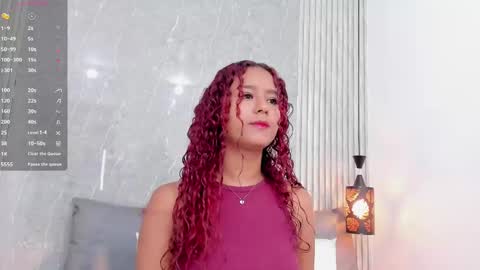 Snapshot of sophiee_velvet chatting on 02.11.25 online show from 02.11.25