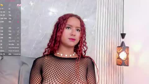 Snapshot of sophiee_velvet chatting on 03.07.25 online show from 03.07.25