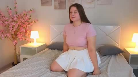 Snapshot of sophieee_lee chatting on 02.24.25 Sophie online show from 02.24.25