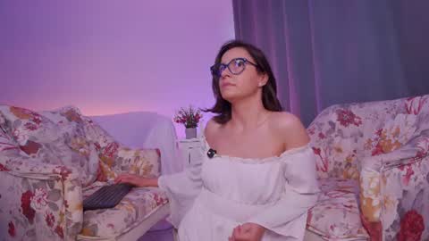 Sophie Rain online show from 08.02.26