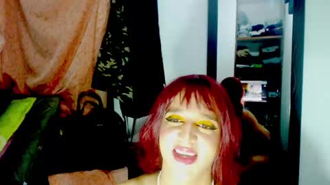 sophiehillsxo online show from 02.22.25