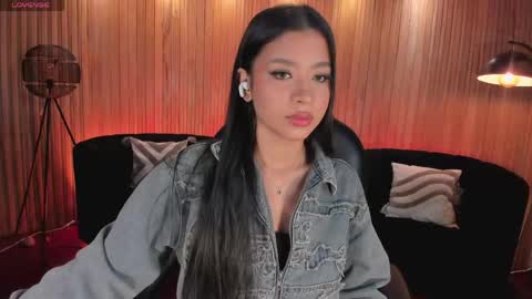 Sophie Houston online show from 04.14.26