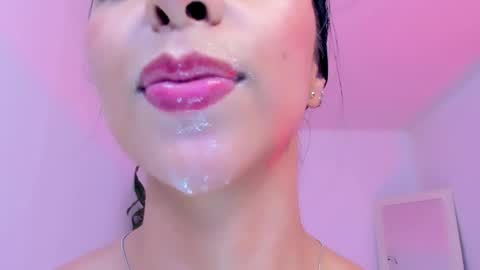 sophierooy online show from 05.15.26