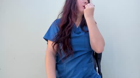 Snapshot of sophieturner_mg chatting on 06.18.26 sophieturner_mg online show from 06.18.26