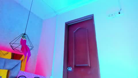   Sophie  online show from 02.01.26