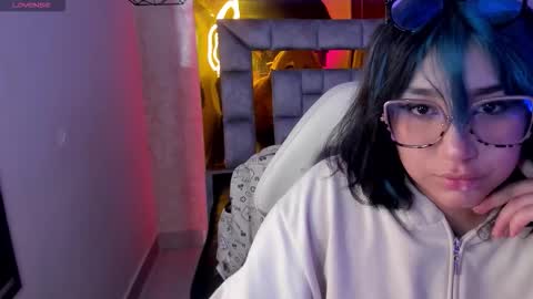   Sophie  online show from 02.24.26