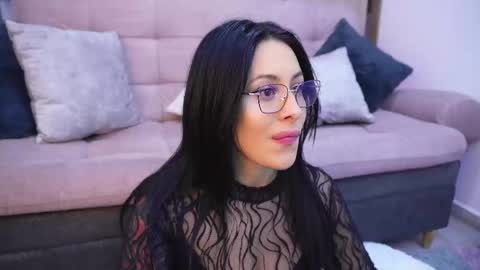 Snapshot of sophiiecums chatting on 02.05.26 Sophiie online show from 02.05.26