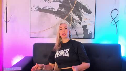 Snapshot of sophimariin chatting on 03.12.26 Sophi online show from 03.12.26