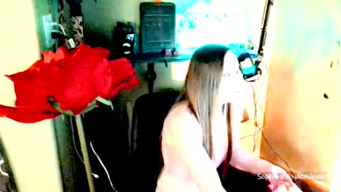 Soph online show from 04.28.26