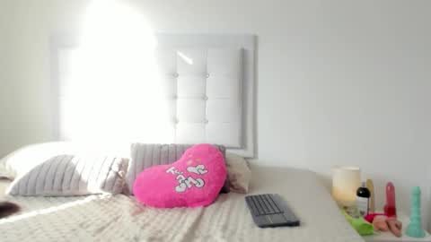 Sofia  online show from 10.23.25