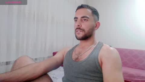 Snapshot of sorrymybadd chatting on 11.23.25 luis online show from 11.23.25