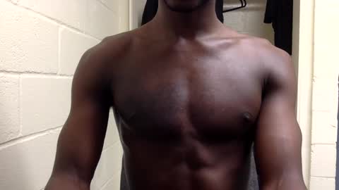 Snapshot of sosexy893943 chatting on 09.27.25 Daniel online show from 09.27.25