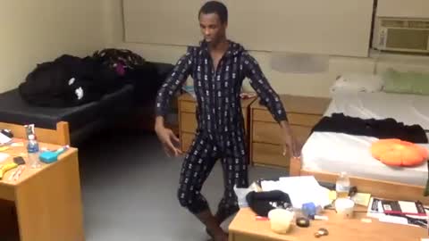 Snapshot of sosexy893943 chatting on 10.28.25 Daniel online show from 10.28.25