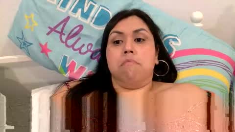 Snapshot of soulmatesxoo34 chatting on 11.22.25 Longhaitianbbc thick latina online show from 11.22.25