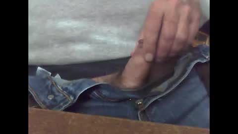 Snapshot of sounman chatting on 01.22.25 sounman online show from 01.22.25