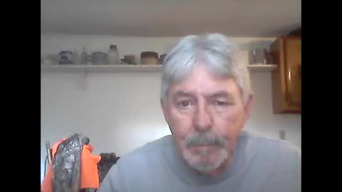 Snapshot of sounman chatting on 12.19.25 sounman online show from 12.19.25