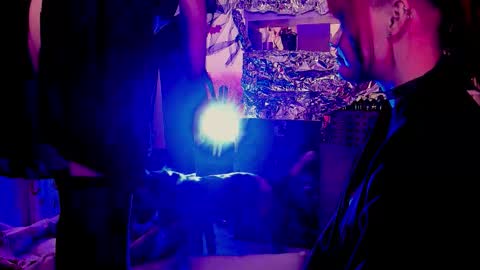 Snapshot of sova_energy chatting on 11.30.25 Leah online show from 11.30.25