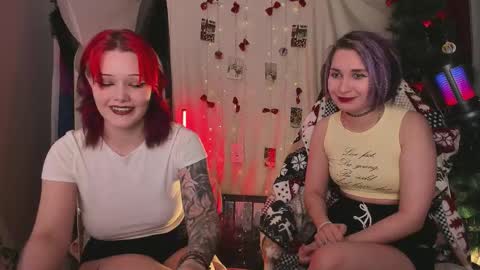 Snapshot of sova_energy chatting on 12.21.25 Leah online show from 12.21.25