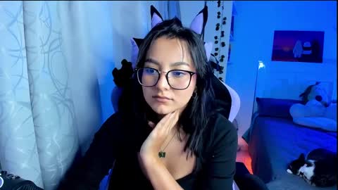 Lili online show from 12.11.24