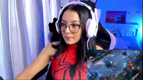 Lili online show from 01.13.25