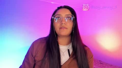 Snapshot of soy_anny_19 chatting on 01.19.26 soy_anny_19 online show from 01.19.26