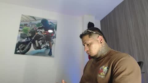 soy_apolo online show from 10.10.25