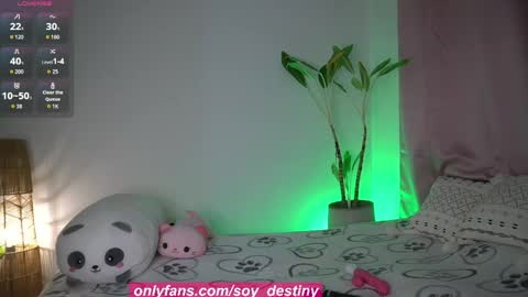 Snapshot of soy_destiny1 chatting on 05.18.26 ig soy destiny1 online show from 05.18.26