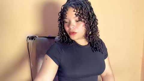 Snapshot of soy_jacky18 chatting on 12.21.25 Jacky online show from 12.21.25