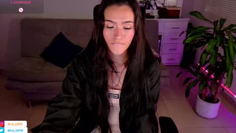 Luisa    online show from 02.23.25