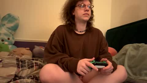 Snapshot of soyboy201 chatting on 11.18.25 Soyboy20 online show from 11.18.25