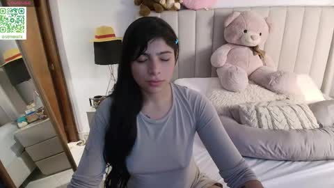 Snapshot of soyhinata__ chatting on 05.15.26 Adeline independent model online show from 05.15.26