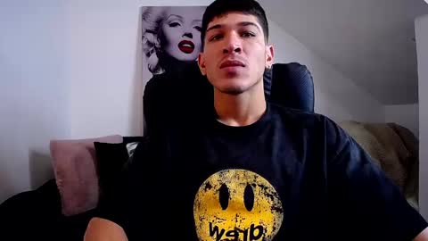 Snapshot of soyraydimarco_ chatting on 12.27.24 RayDimarco  independent model online show from 12.27.24