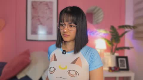 Snapshot of soysaraa_ chatting on 11.27.25 Aleja online show from 11.27.25