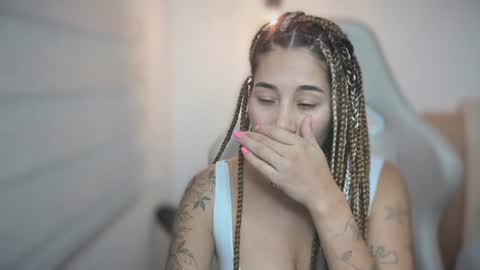 Snapshot of soytulu_ chatting on 01.26.25 brisa  s online show from 01.26.25