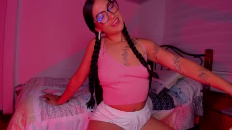 VANESSA  online show from 05.05.26