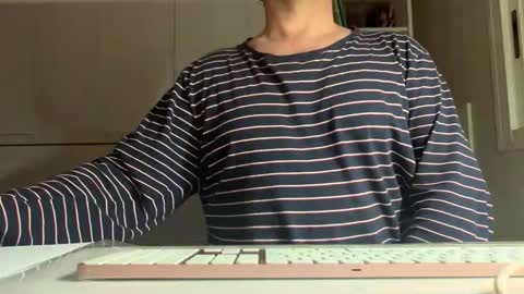 Snapshot of spa_eng chatting on 01.06.26 SPA ENG online show from 01.06.26