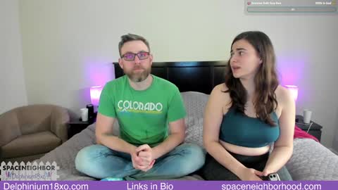 Snapshot of spaceneighbor chatting on 02.06.25 Spaceneighbor online show from 02.06.25