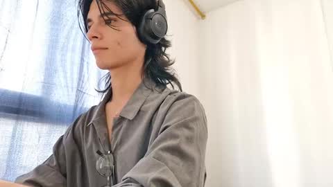 Roger online show from 03.05.25