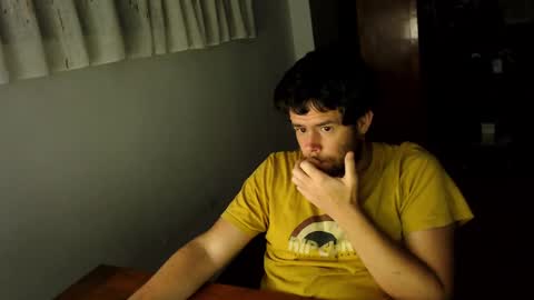 Snapshot of spanishboytenerife chatting on 02.26.25 spanish online show from 02.26.25