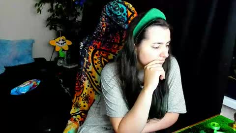 Snapshot of spanking_girls chatting on 05.13.26 Evgenia online show from 05.13.26