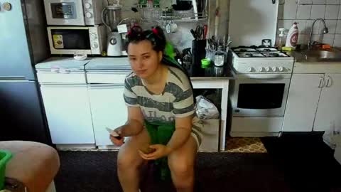 Snapshot of spanking_girls chatting on 05.26.26 Evgenia online show from 05.26.26