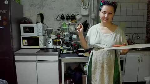 Snapshot of spanking_girls chatting on 06.04.26 Evgenia online show from 06.04.26