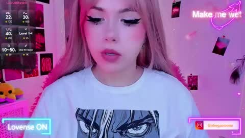 Snapshot of sparklemona chatting on 03.03.25 SparkleMona online show from 03.03.25