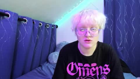 Snapshot of sparkling_water_hate_club chatting on 11.16.25 Atticus Pendragon online show from 11.16.25