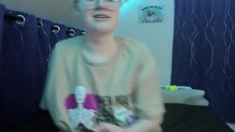 Snapshot of sparkling_water_hate_club chatting on 12.01.25 Atticus Pendragon online show from 12.01.25