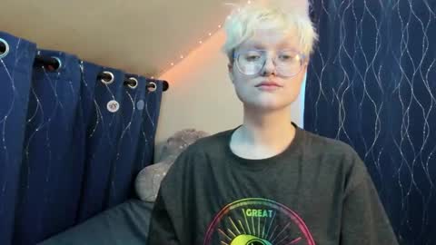 Snapshot of sparkling_water_hate_club chatting on 12.21.25 Atticus Pendragon online show from 12.21.25