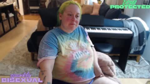sparklybisexual online show from 11.12.25