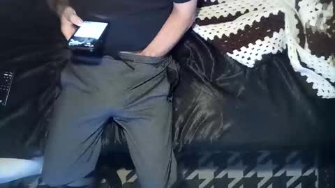 Snapshot of sparkyspeedway chatting on 11.14.25 sparkyspeedway online show from 11.14.25